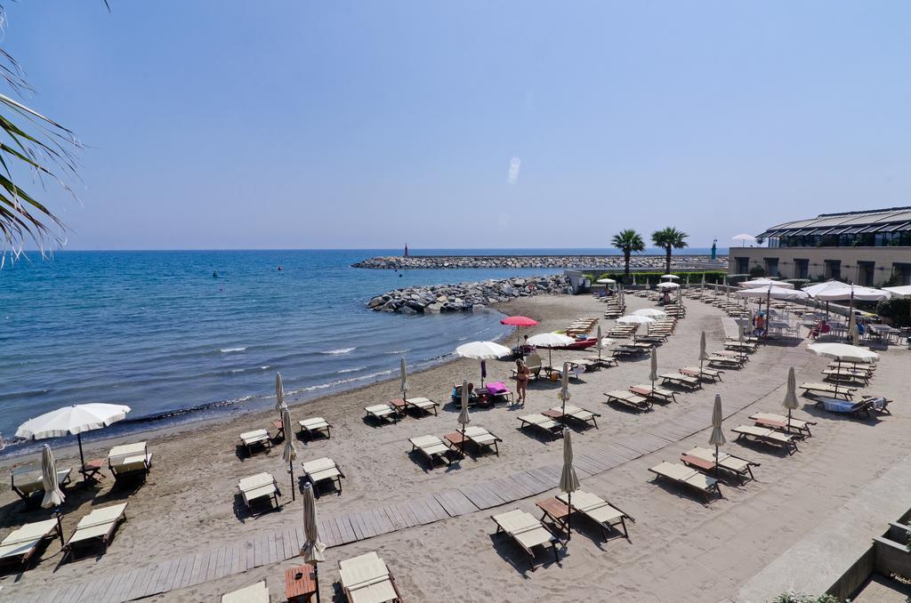 Hotel Riviera Dei Fiori San Lorenzo al Mare Exteriér fotografie